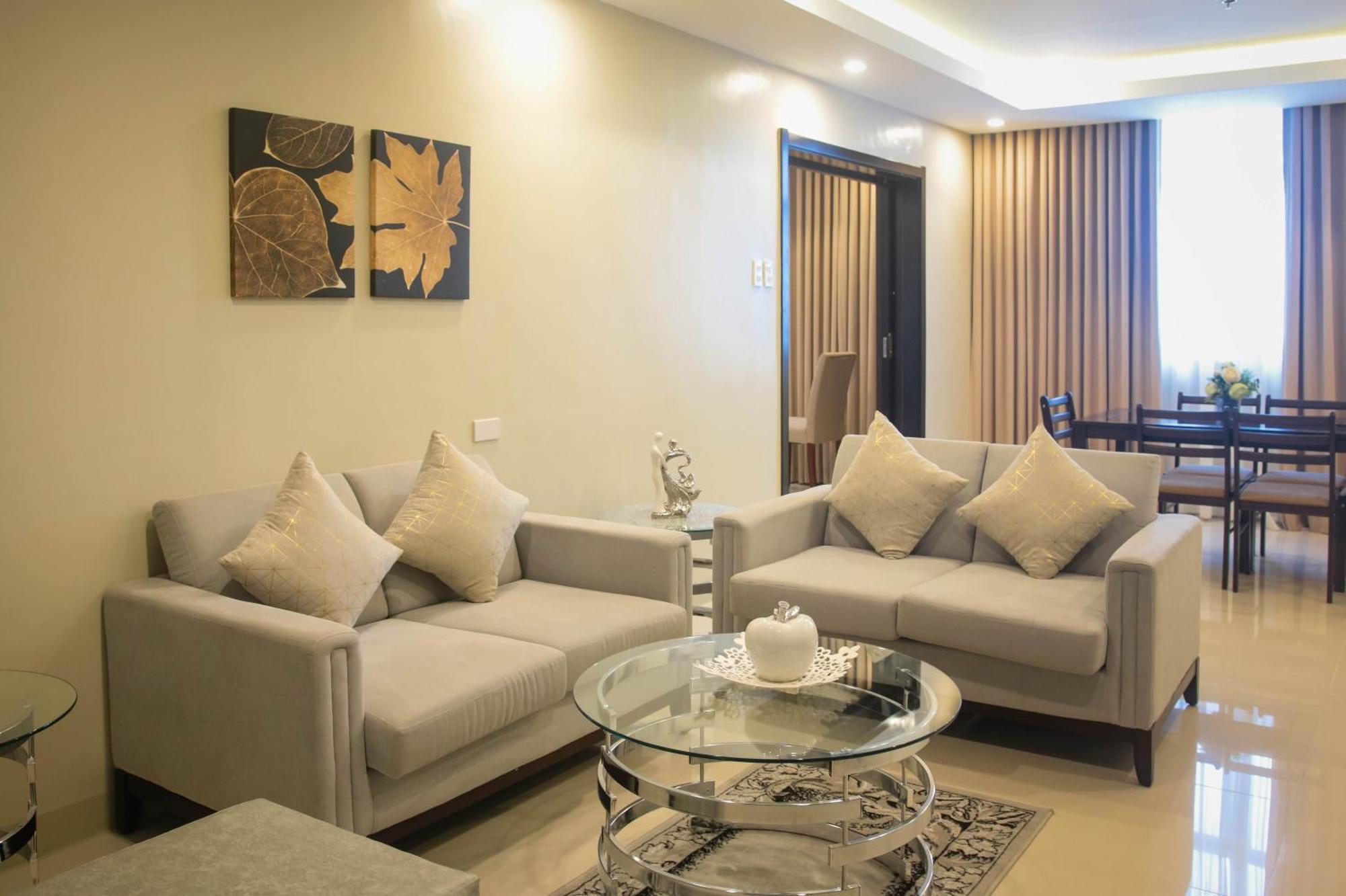 Iloilo Gateway Hotel And Suites Pavia Exterior photo
