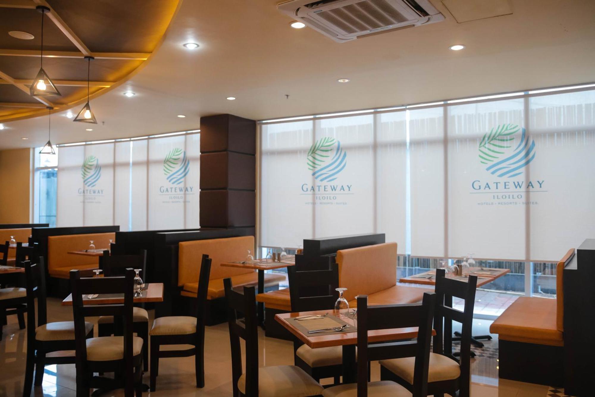 Iloilo Gateway Hotel And Suites Pavia Exterior photo